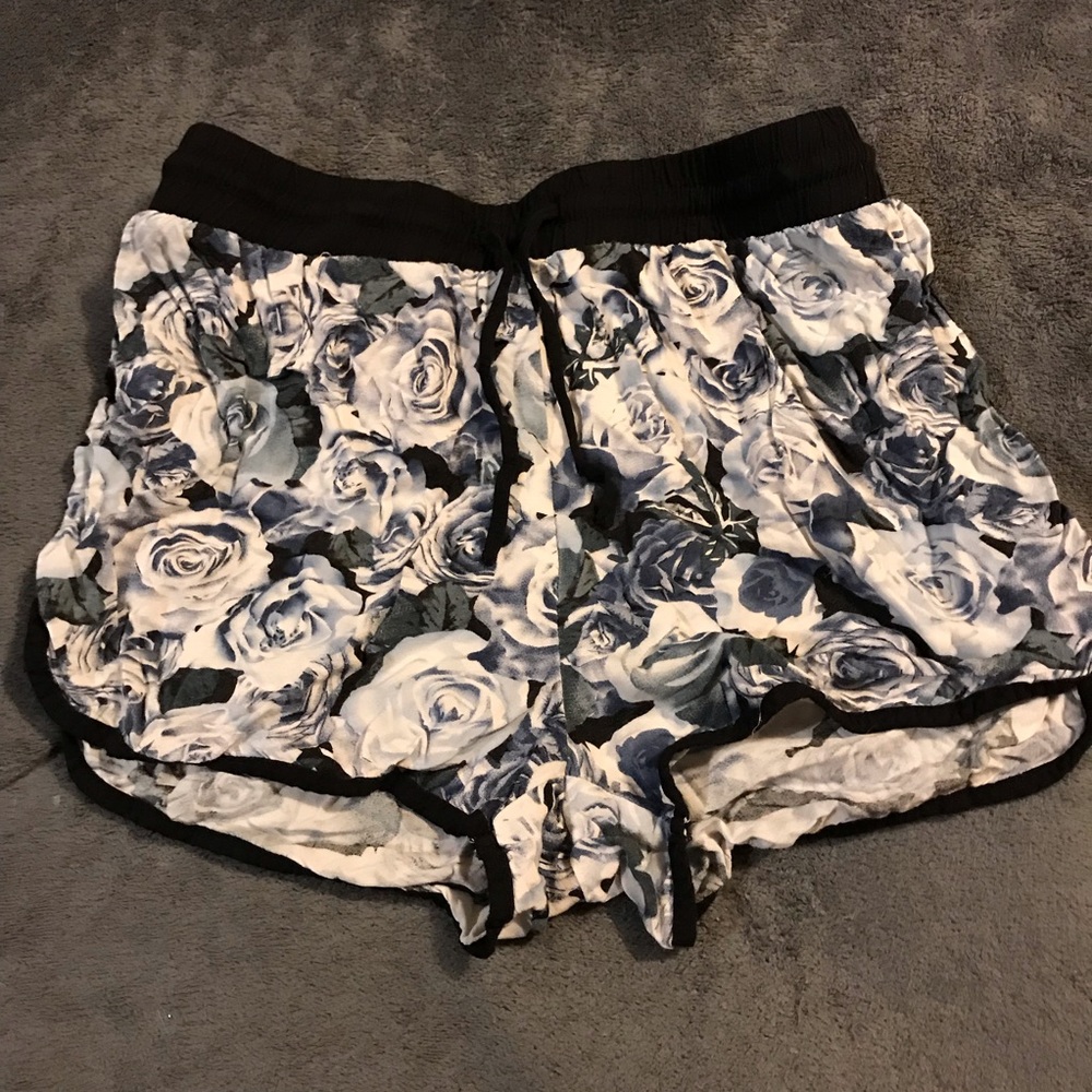 Flower shorts